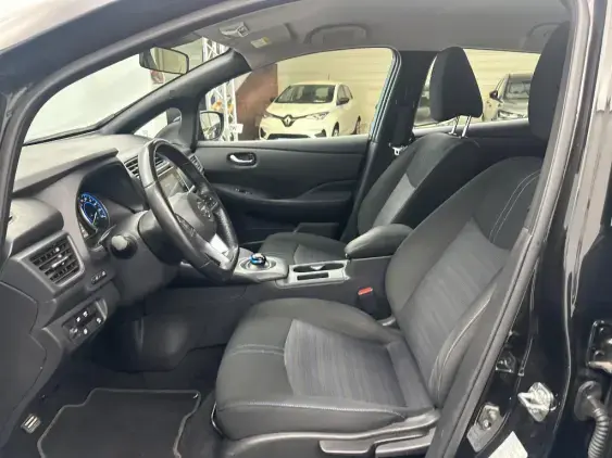 NISSAN LEAF II - voiture d'occasion - Photo 18