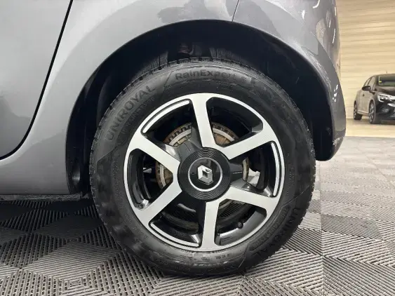 RENAULT TWINGO III - voiture d'occasion - Photo 19