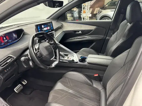 PEUGEOT 3008 II - voiture d'occasion - Photo 17