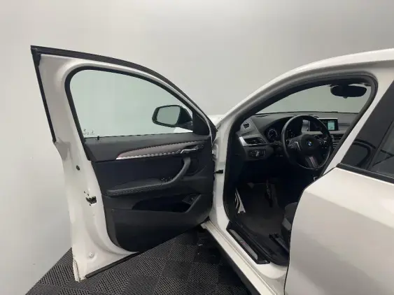 BMW X2 I - voiture d'occasion - Photo 19