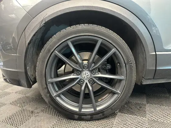 VOLKSWAGEN T-ROC - voiture d'occasion - Photo 24