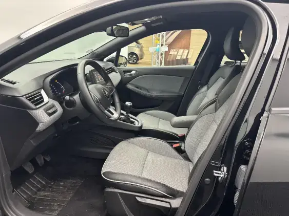 RENAULT CLIO V - voiture d'occasion - Photo 18