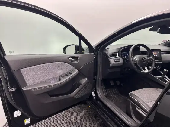 RENAULT CLIO V - voiture d'occasion - Photo 19