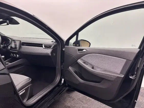 RENAULT CLIO V - voiture d'occasion - Photo 20