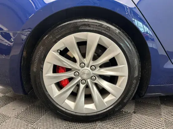 TESLA MODEL S - voiture d'occasion - Photo 24