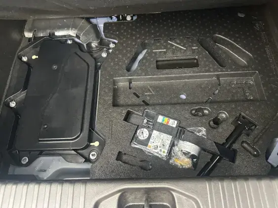 RENAULT CLIO V - voiture d'occasion - Photo 17