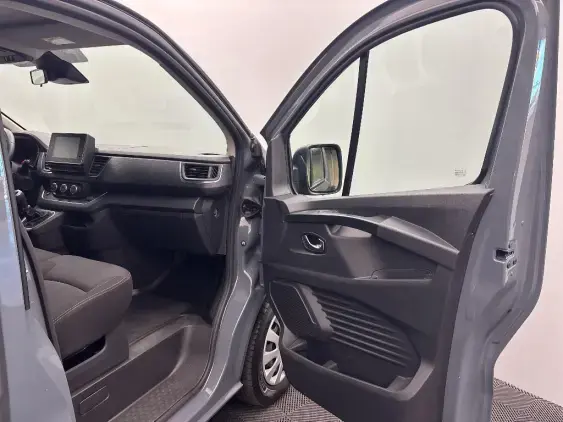 NISSAN PRIMASTAR COMBI - voiture d'occasion - Photo 18