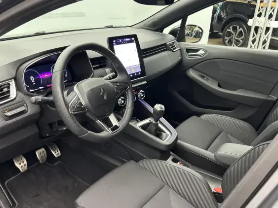 RENAULT CLIO V - voiture d'occasion - Photo 18