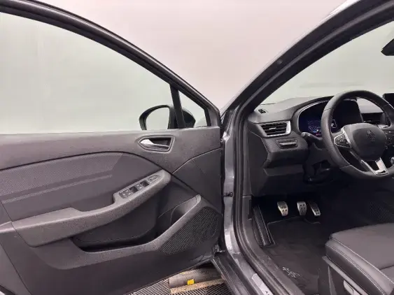 RENAULT CLIO V - voiture d'occasion - Photo 19