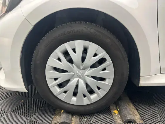 TOYOTA YARIS IV - voiture d'occasion - Photo 23