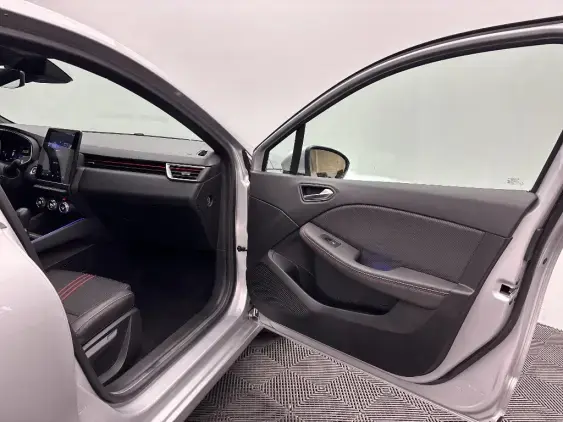 RENAULT CLIO V - voiture d'occasion - Photo 20