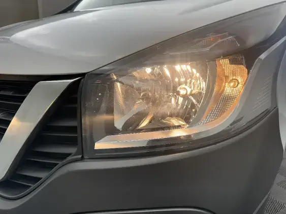 NISSAN NV300 - voiture d'occasion - Photo 21