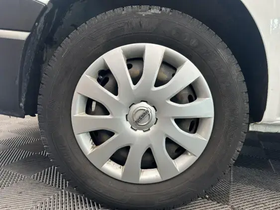 NISSAN NV300 - voiture d'occasion - Photo 24