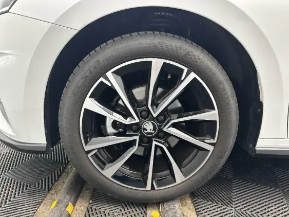 SKODA FABIA IV - voiture d'occasion - Photo 22