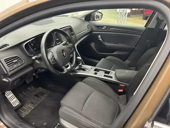 RENAULT MEGANE IV - voiture d'occasion - Photo 18