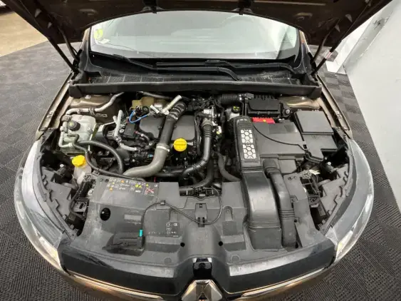 RENAULT MEGANE IV - voiture d'occasion - Photo 21