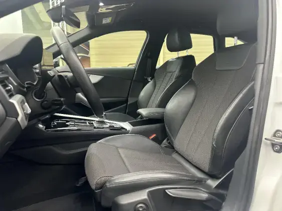 AUDI A4 AVANT - voiture d'occasion - Photo 18