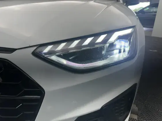 AUDI A4 AVANT - voiture d'occasion - Photo 22