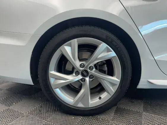 AUDI A4 AVANT - voiture d'occasion - Photo 25