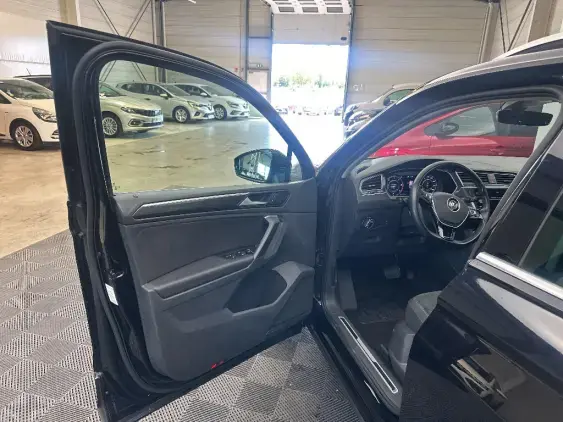 VOLKSWAGEN TIGUAN II - voiture d'occasion - Photo 19