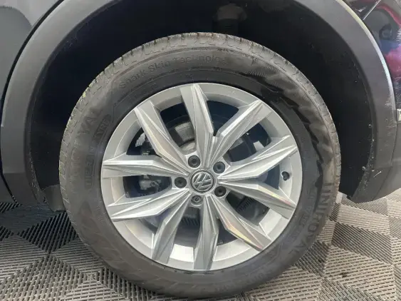 VOLKSWAGEN TIGUAN II - voiture d'occasion - Photo 24