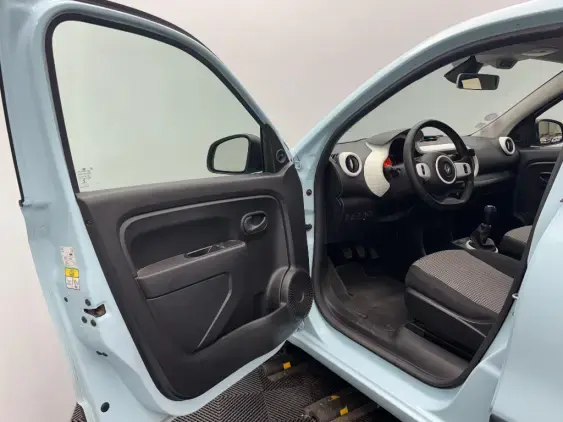 RENAULT TWINGO III - voiture d'occasion - Photo 17