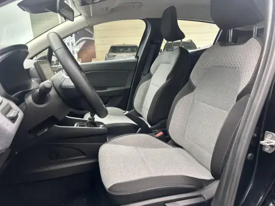 RENAULT CLIO V - voiture d'occasion - Photo 18