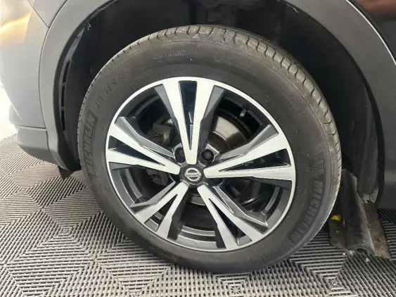 NISSAN QASHQAI II - voiture d'occasion - Photo 23