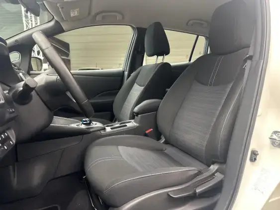 NISSAN LEAF II - voiture d'occasion - Photo 17