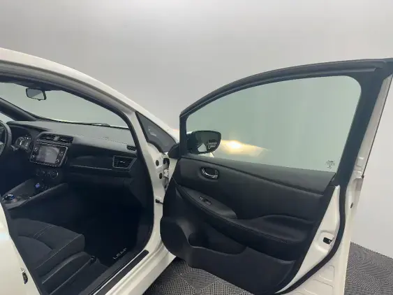 NISSAN LEAF II - voiture d'occasion - Photo 19