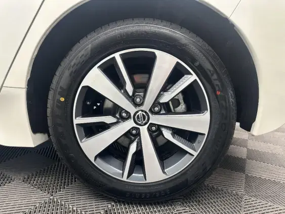 NISSAN LEAF II - voiture d'occasion - Photo 23