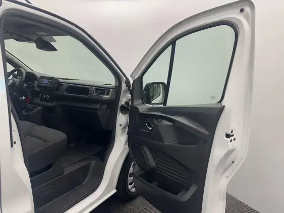 NISSAN PRIMASTAR FG II - voiture d'occasion - Photo 20
