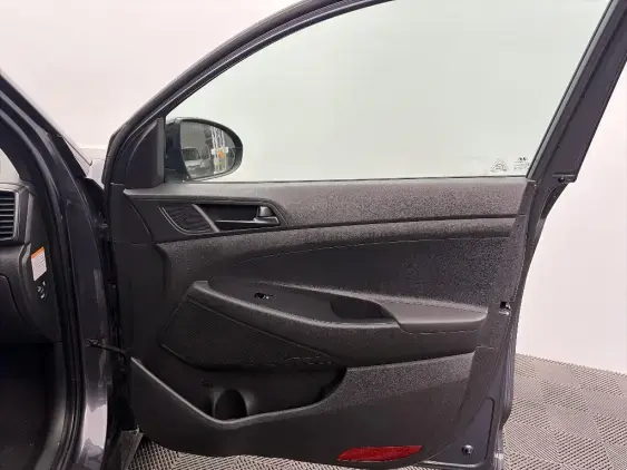 HYUNDAI TUCSON II - voiture d'occasion - Photo 20