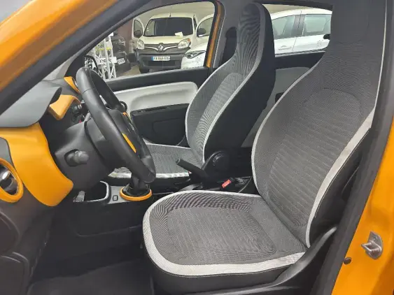 RENAULT TWINGO III - voiture d'occasion - Photo 17