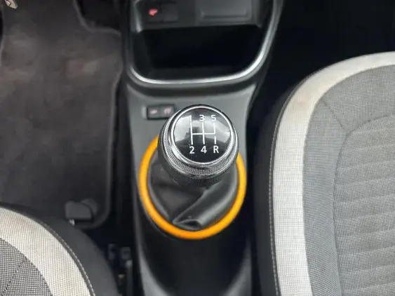 RENAULT TWINGO III - voiture d'occasion - Photo 20