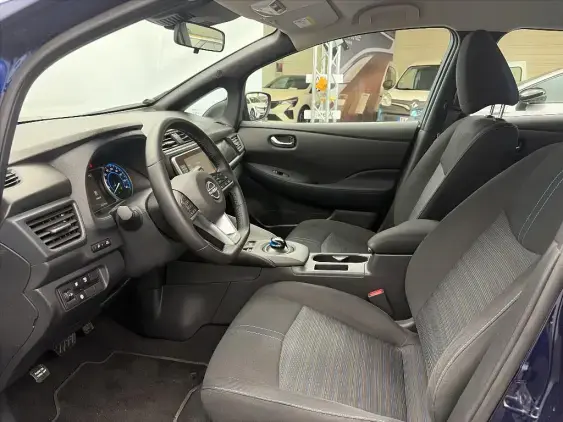 NISSAN LEAF II - voiture d'occasion - Photo 18