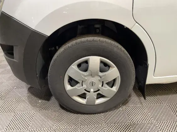 NISSAN NV400 FG I - voiture d'occasion - Photo 22