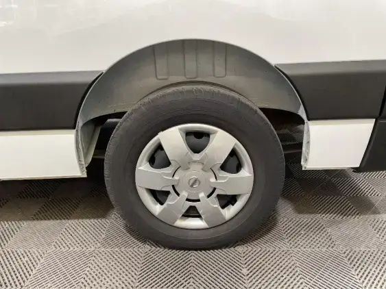 NISSAN NV400 FG I - voiture d'occasion - Photo 23