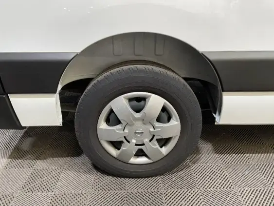 NISSAN NV400 FG I - voiture d'occasion - Photo 24