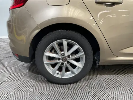 RENAULT MEGANE IV - voiture d'occasion - Photo 25