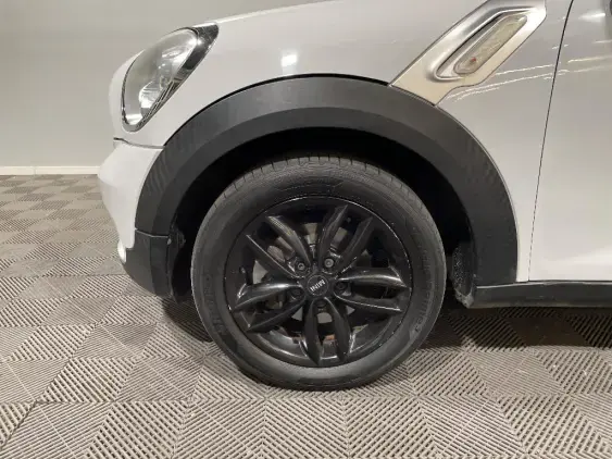 MINI COUNTRYMAN R60 - voiture d'occasion - Photo 21