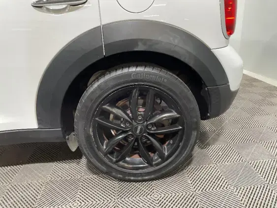 MINI COUNTRYMAN R60 - voiture d'occasion - Photo 22