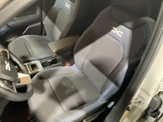 DACIA DUSTER III - voiture d'occasion - Photo 17