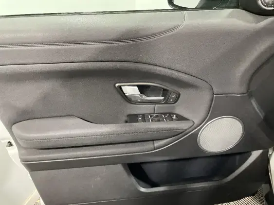 LAND ROVER EVOQUE I - voiture d'occasion - Photo 19