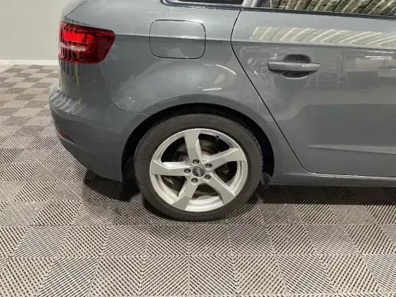 AUDI A3 SPORTBACK IV - voiture d'occasion - Photo 23