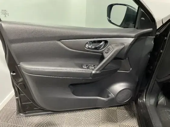 NISSAN QASHQAI II - voiture d'occasion - Photo 19