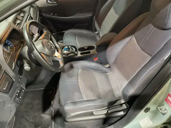 NISSAN LEAF II - voiture d'occasion - Photo 18