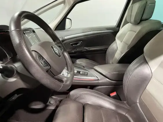 RENAULT ESPACE V - voiture d'occasion - Photo 17