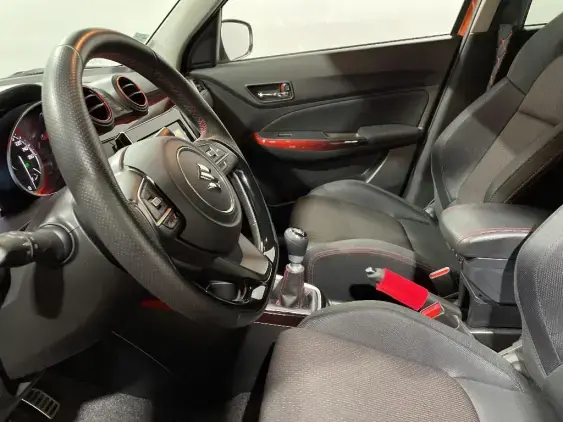 SUZUKI SWIFT III - voiture d'occasion - Photo 17