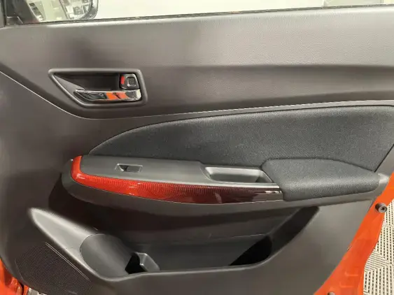 SUZUKI SWIFT III - voiture d'occasion - Photo 19